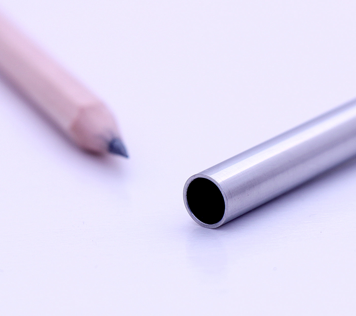 Customized CNC machining lead screw from Delta precision