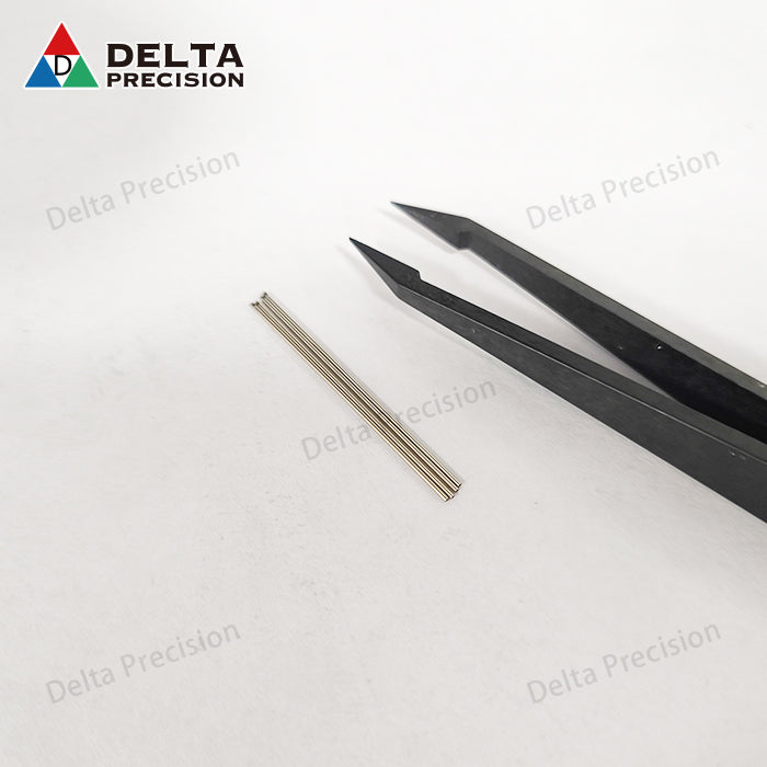 Ophthalmic vitrectomy knife