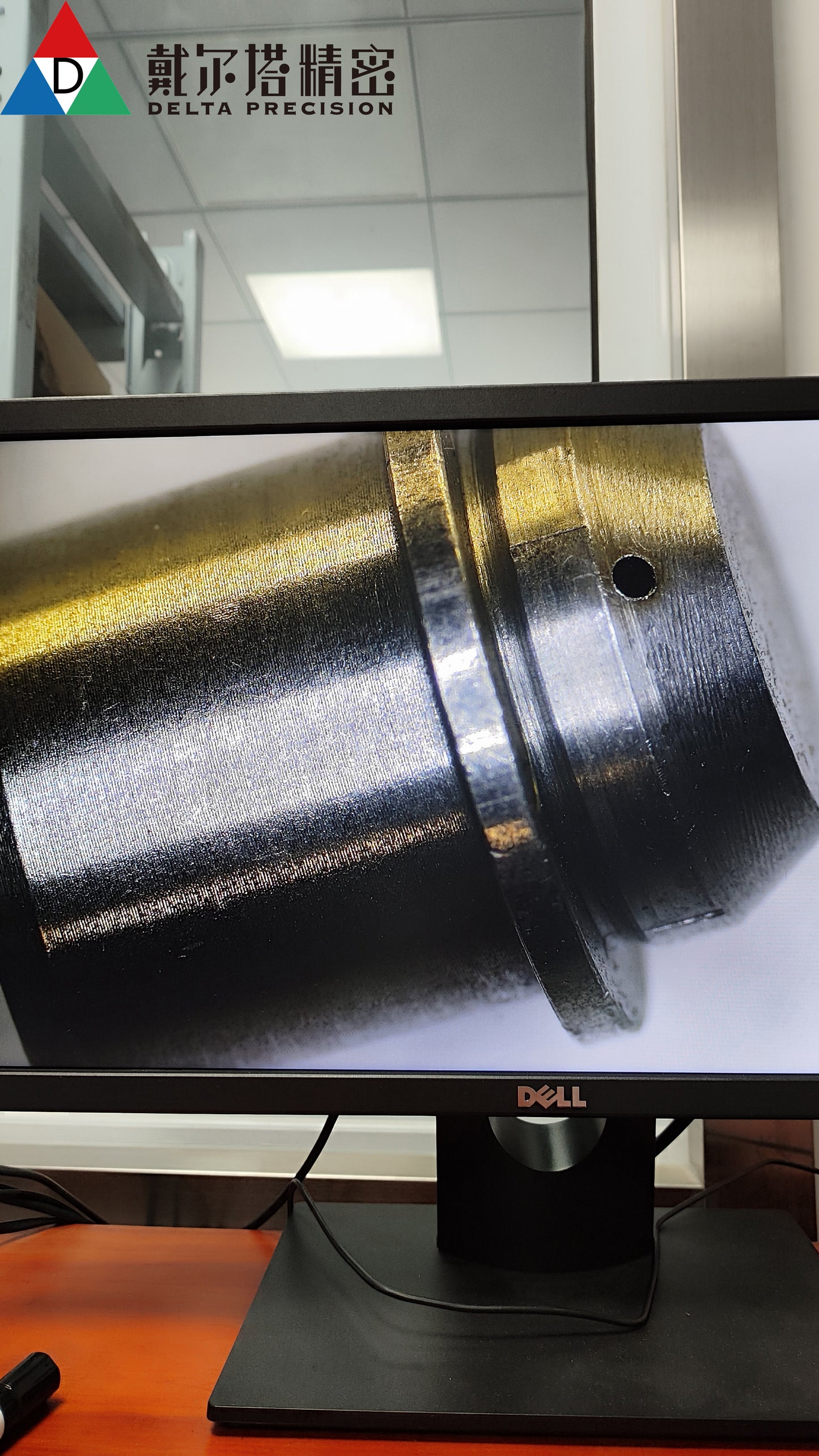 Customized CNC machining lead screw from Delta precision